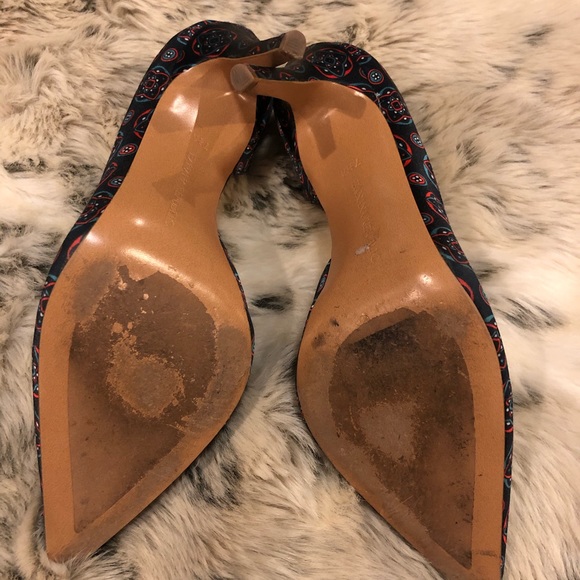 Gorgeous Banana Republic signature 3” heel. - Picture 8 of 8